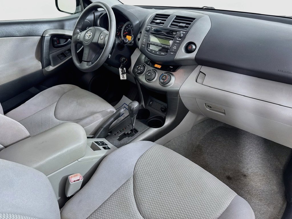 Used 2011 Toyota RAV4 2WD w/ Upgrade Value Pkg image 33