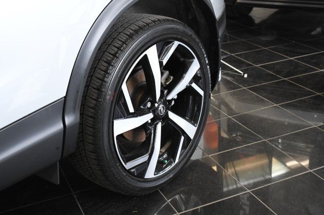Used 2022 Nissan Rogue Sport SL AWD/4WD image 37