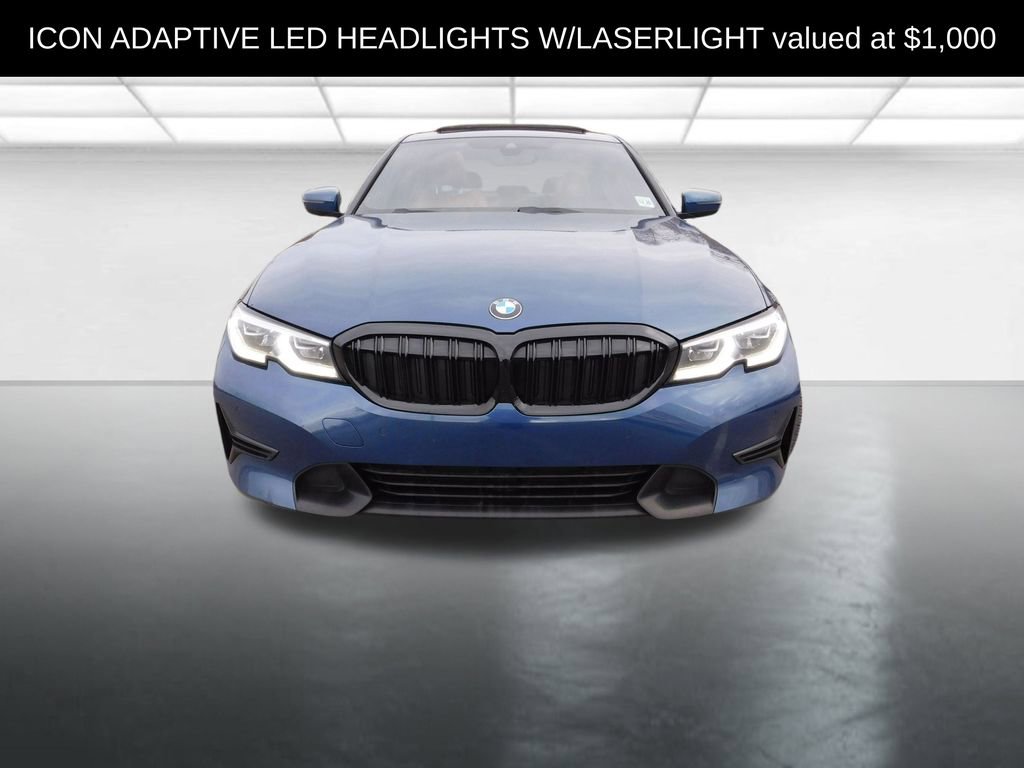Used 2022 BMW 330i xDrive Sedan w/ Premium Package image 3