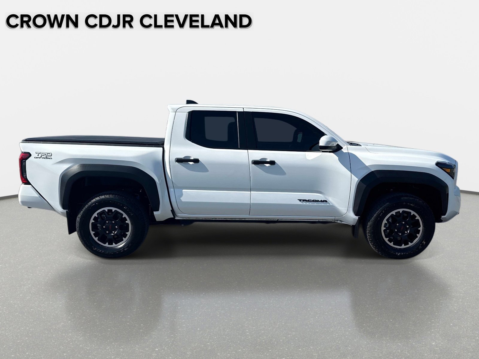 Used 2024 Toyota Tacoma TRD Off-Road AWD/4WD image 4