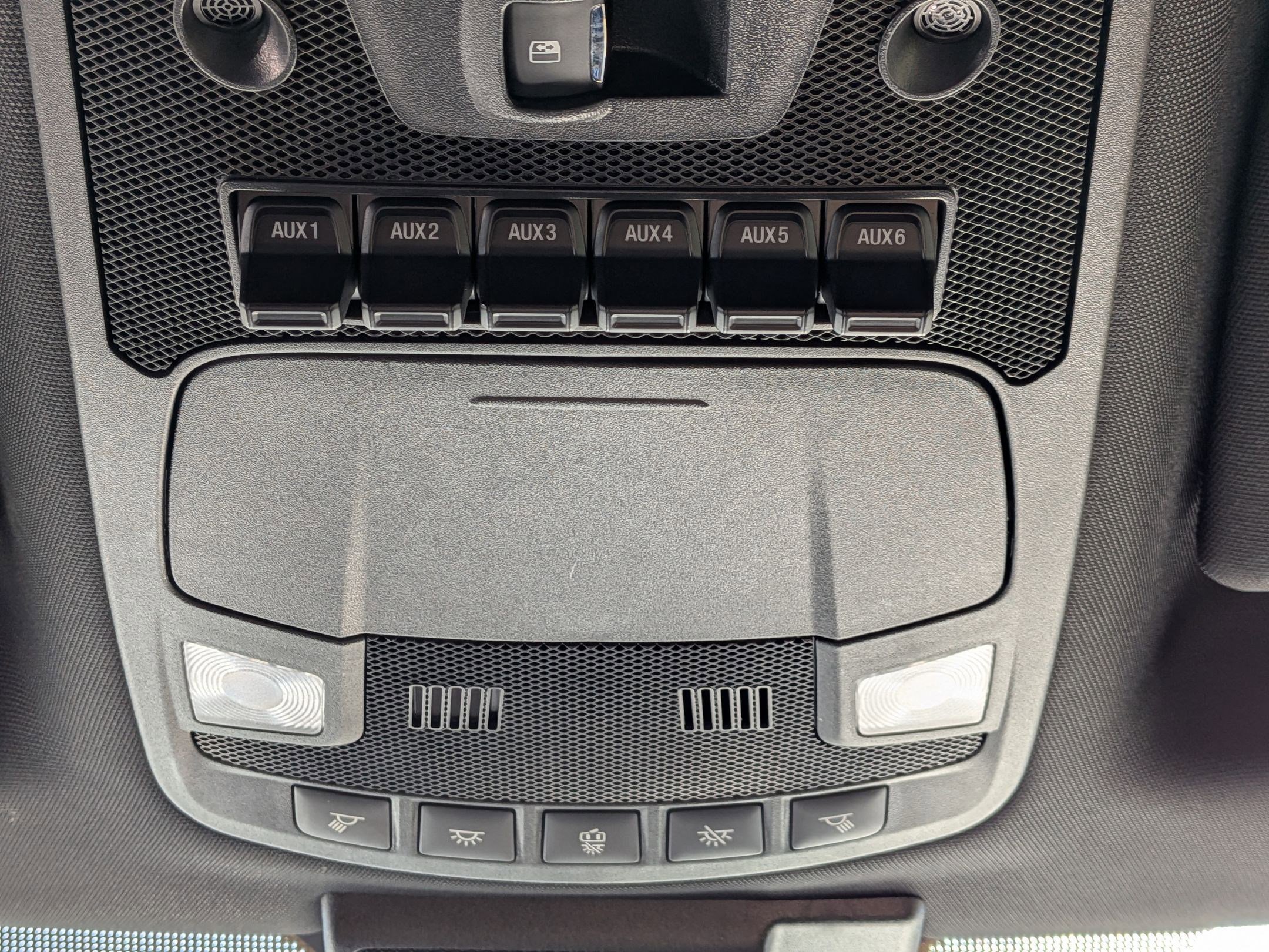 Used 2022 Ford F350 Lariat w/ Chrome Package image 24