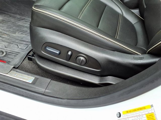 Used 2023 GMC Acadia Denali w/ Denali Ultimate Package image 4