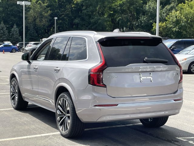New 2027 Volvo XC90 B6 Plus AWD/4WD image 9