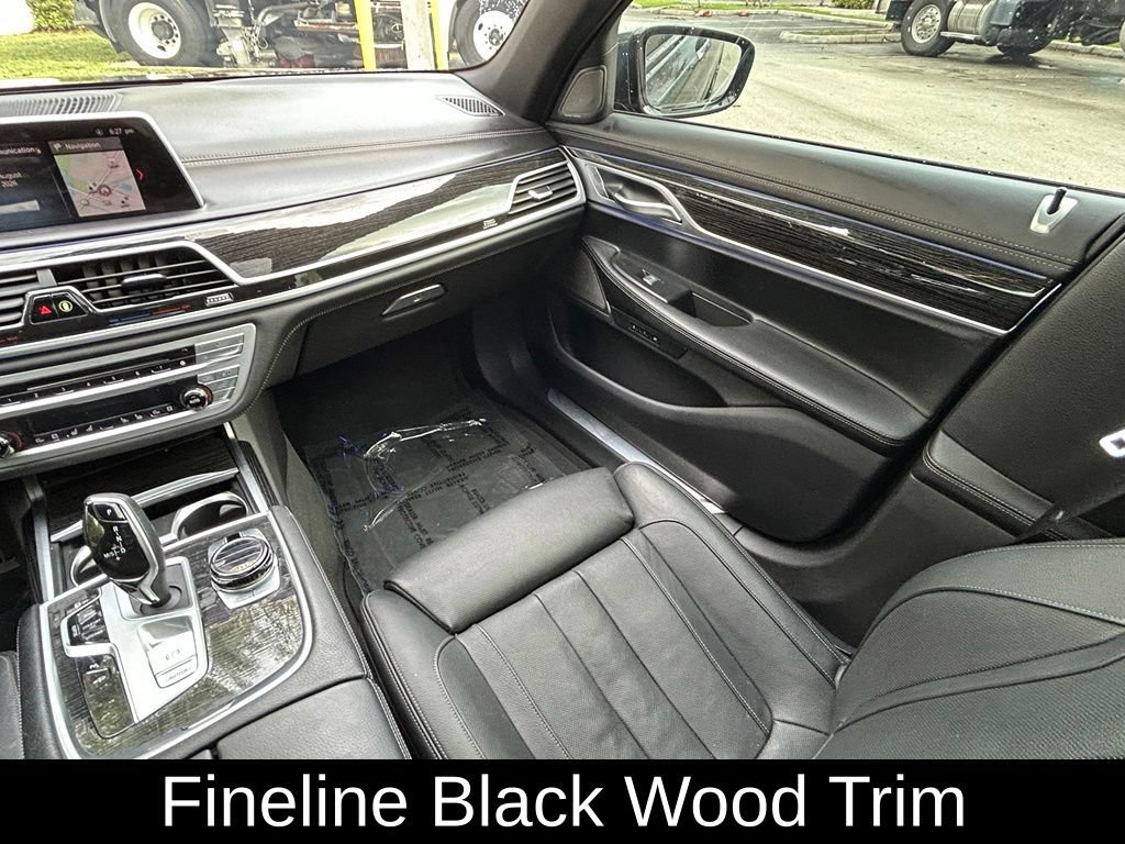 Used 2019 BMW 740i w/ Executive Package RWD image 11