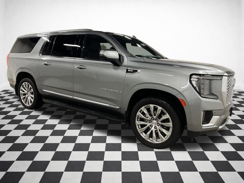 Certified 2024 GMC Yukon XL Denali AWD/4WD image 1