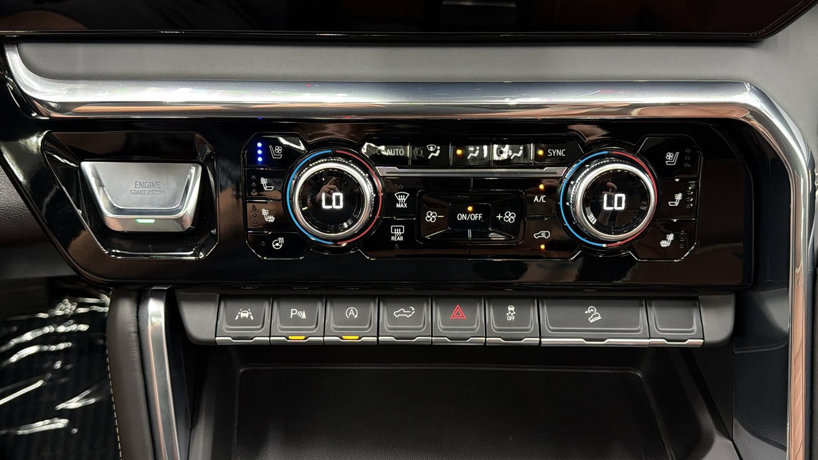 Used 2026 GMC Sierra 1500 Denali Ultimate AWD/4WD image 24