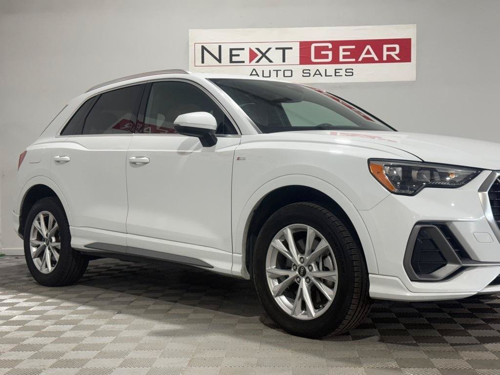 Used 2021 Audi Q3 2.0T Premium w/ Convenience Package AWD/4WD image 2