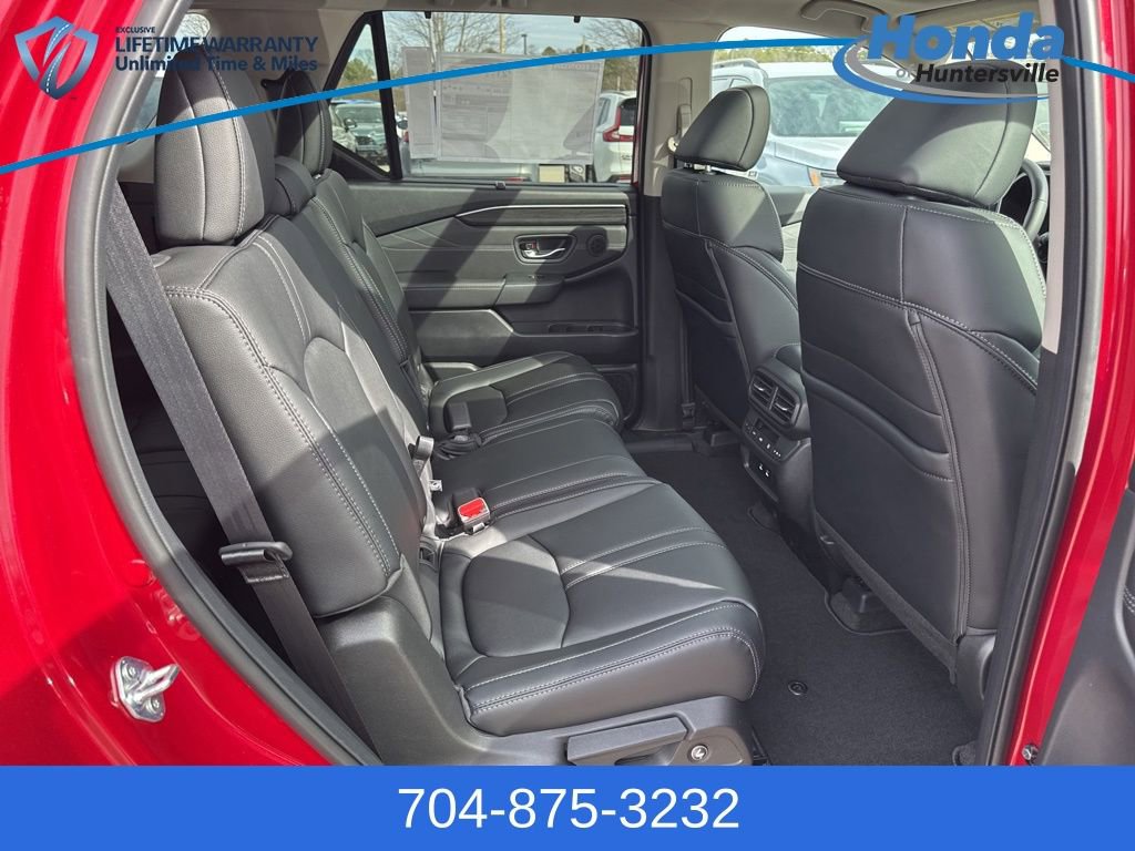 New 2026 Honda Pilot Touring image 14
