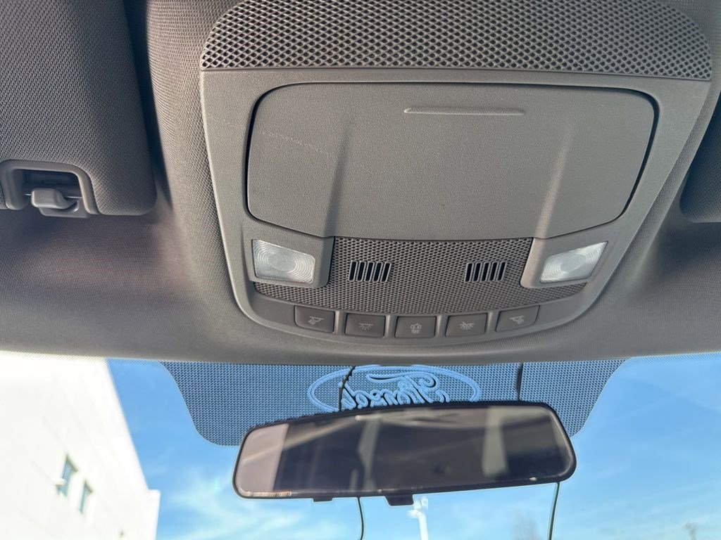 Used 2017 Ford F150 XLT image 18