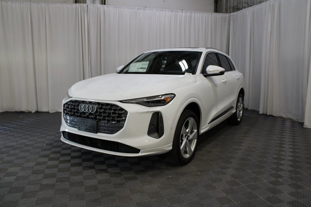 New 2025 Audi Q5 Premium Plus image 28