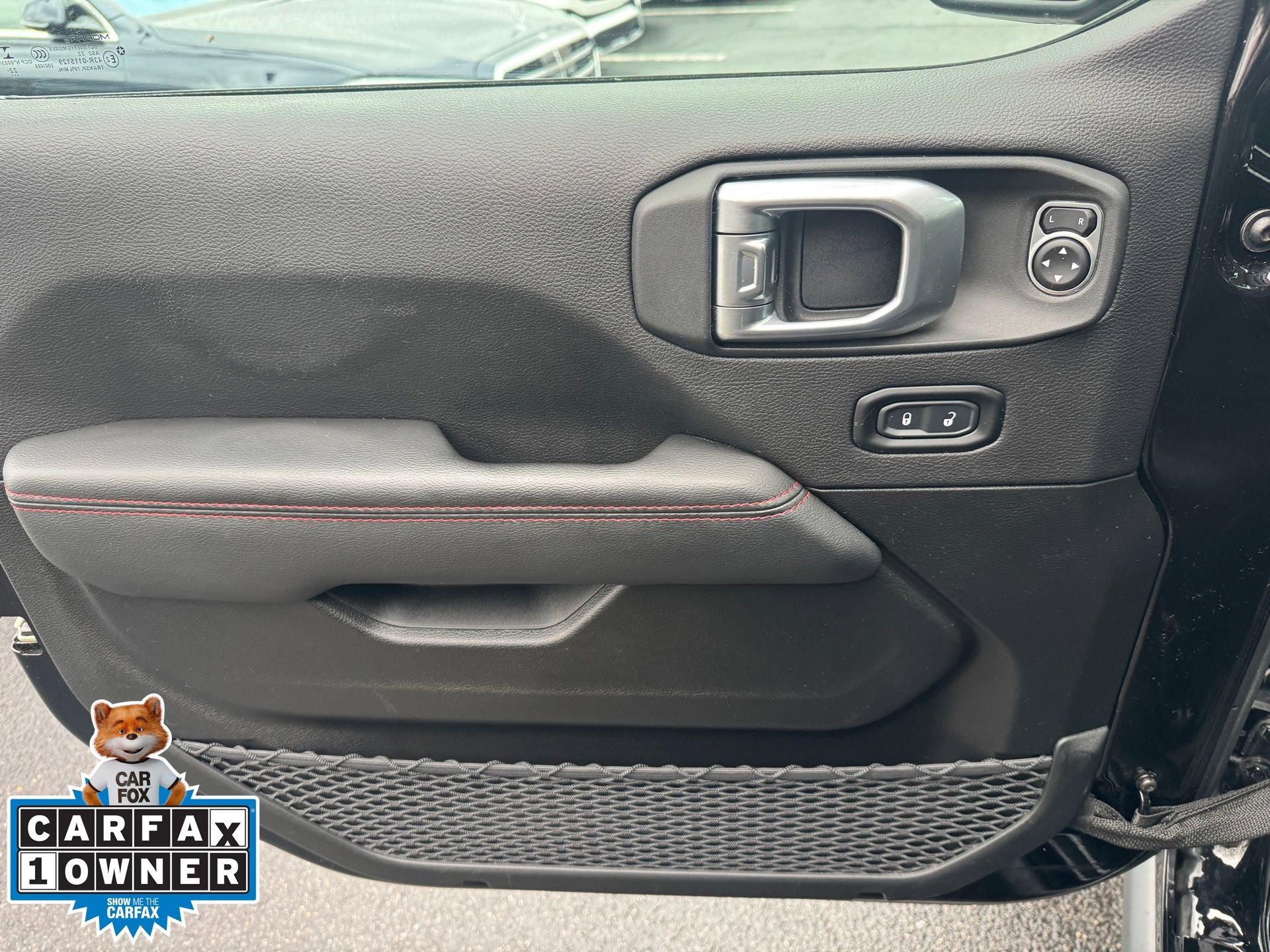 Used 2023 Jeep Gladiator Rubicon w/ Cold Weather Group image 4