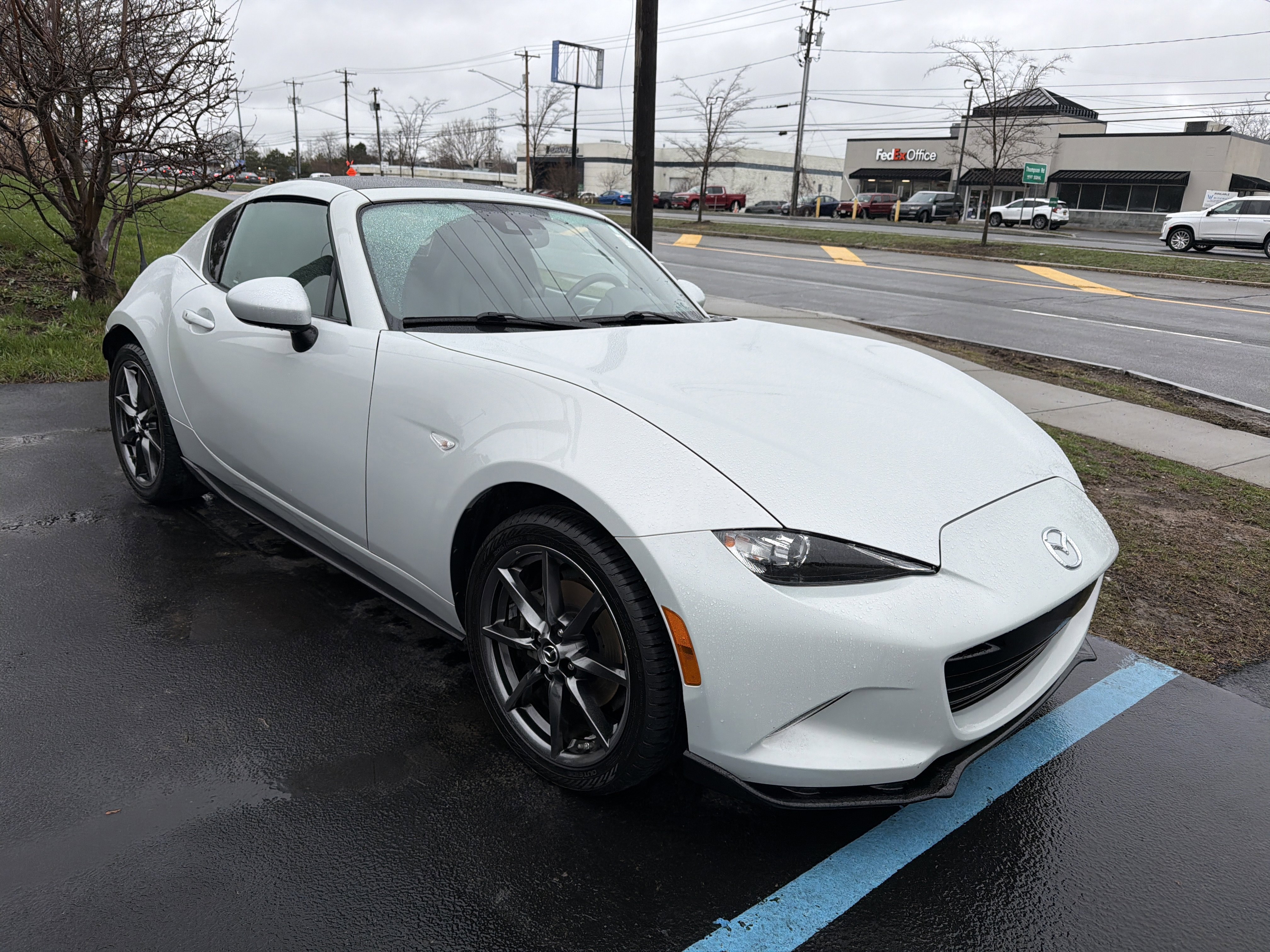 Used 2019 MAZDA MX-5 Miata RF Grand Touring w/ Appearance Package RWD image 2