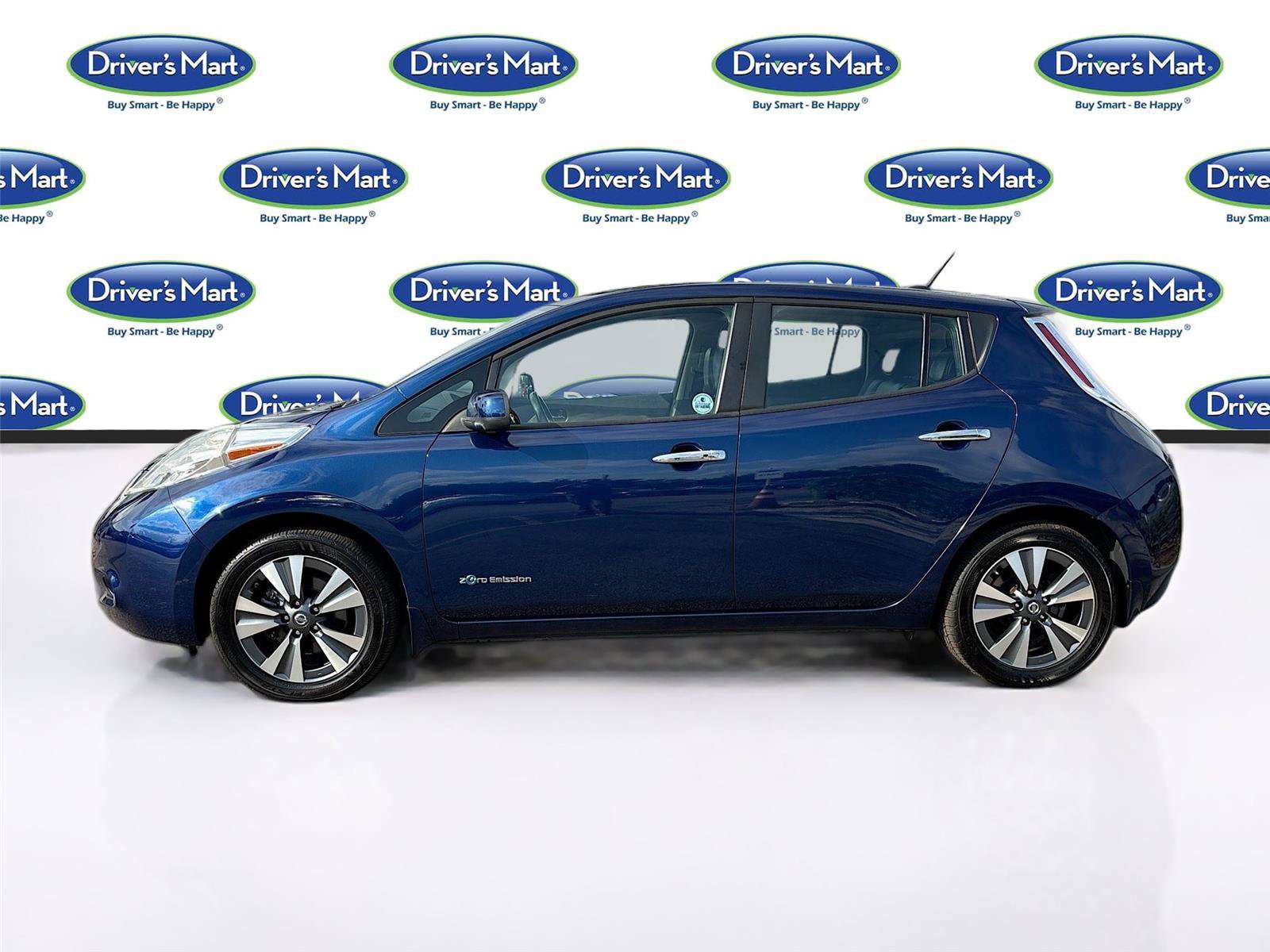 Used 2017 Nissan Leaf SL w/ Premium Package FWD image 4