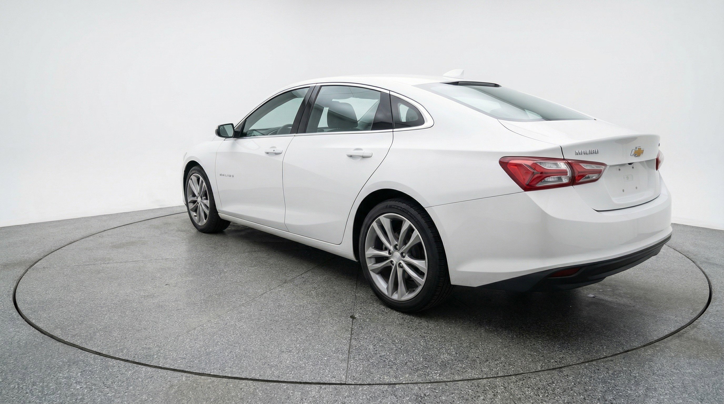 Used 2024 Chevrolet Malibu LT image 6
