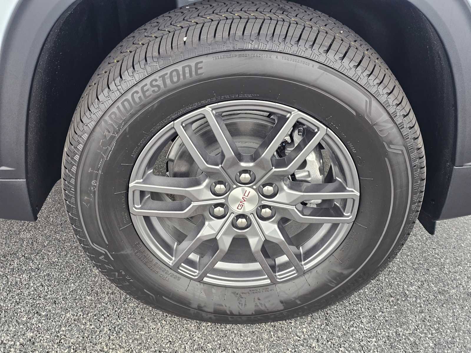 New 2026 GMC Acadia Elevation image 9