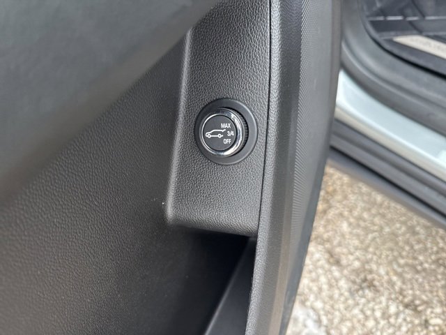 Certified 2023 Chevrolet Traverse LT image 15