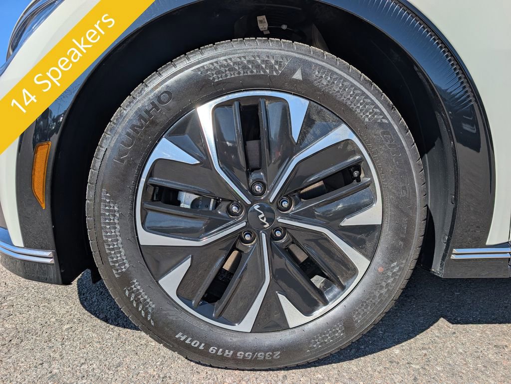 Used 2024 Kia EV6 Wind image 13