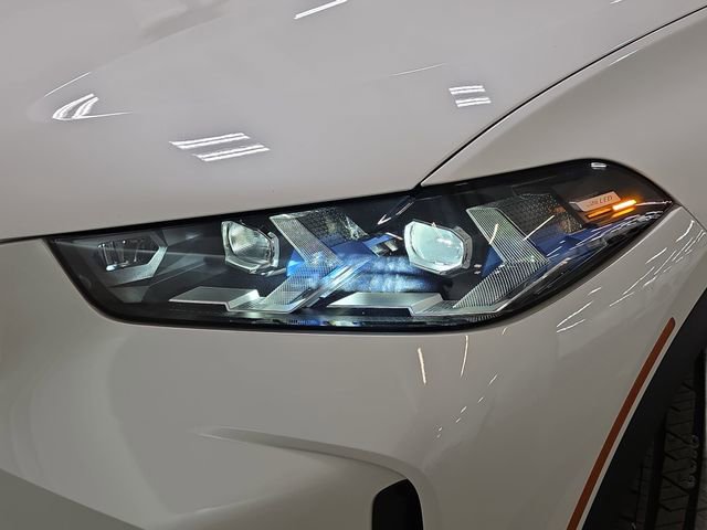 Used 2024 BMW X5 xDrive40i w/ Premium Package image 30