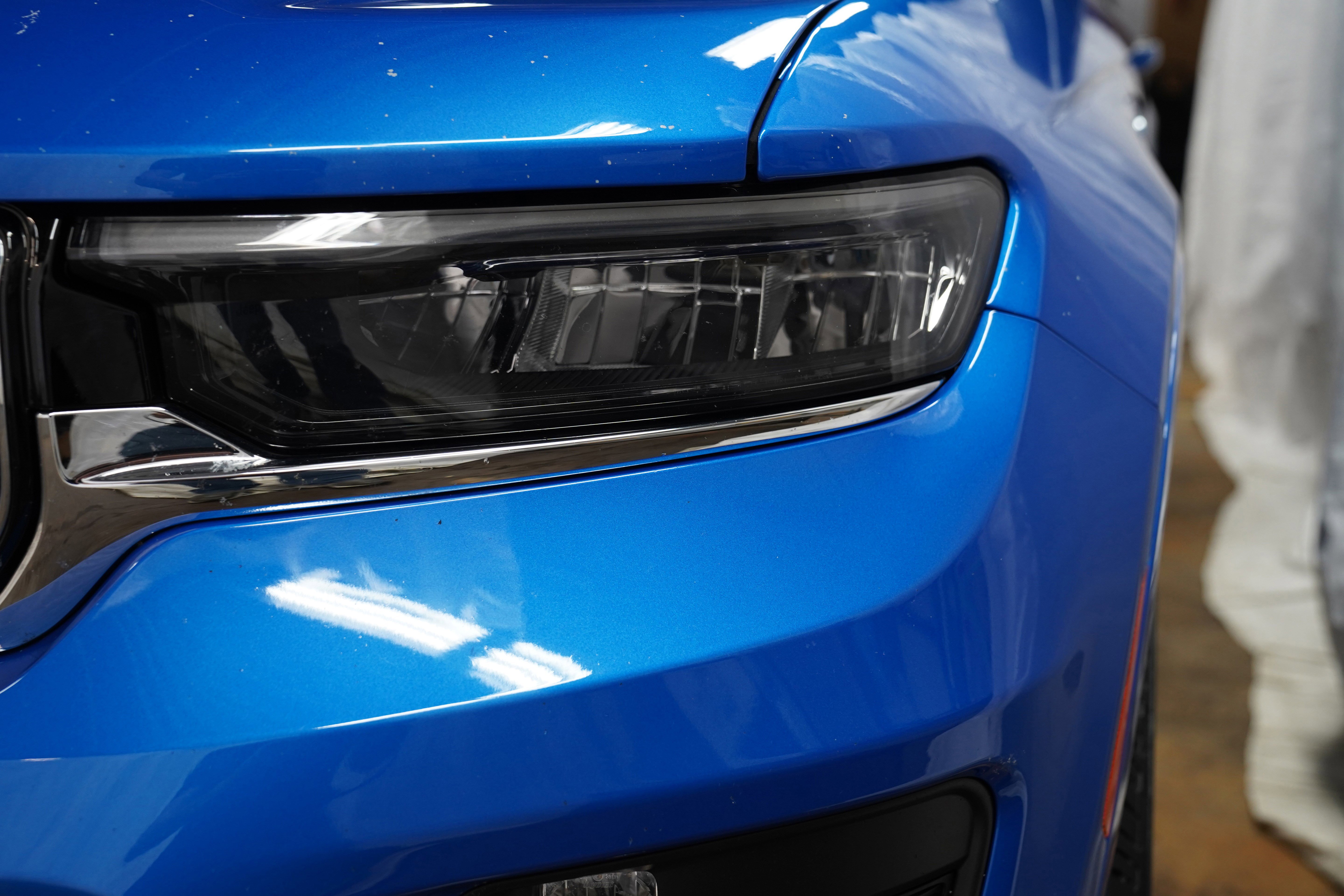 Used 2023 Jeep Grand Cherokee Overland w/ Advanced Protech Group III image 15