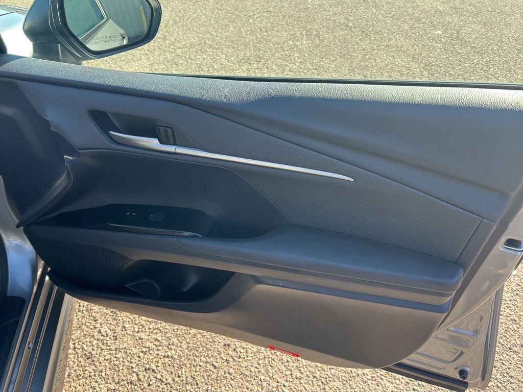 Used 2025 Toyota Camry SE image 22