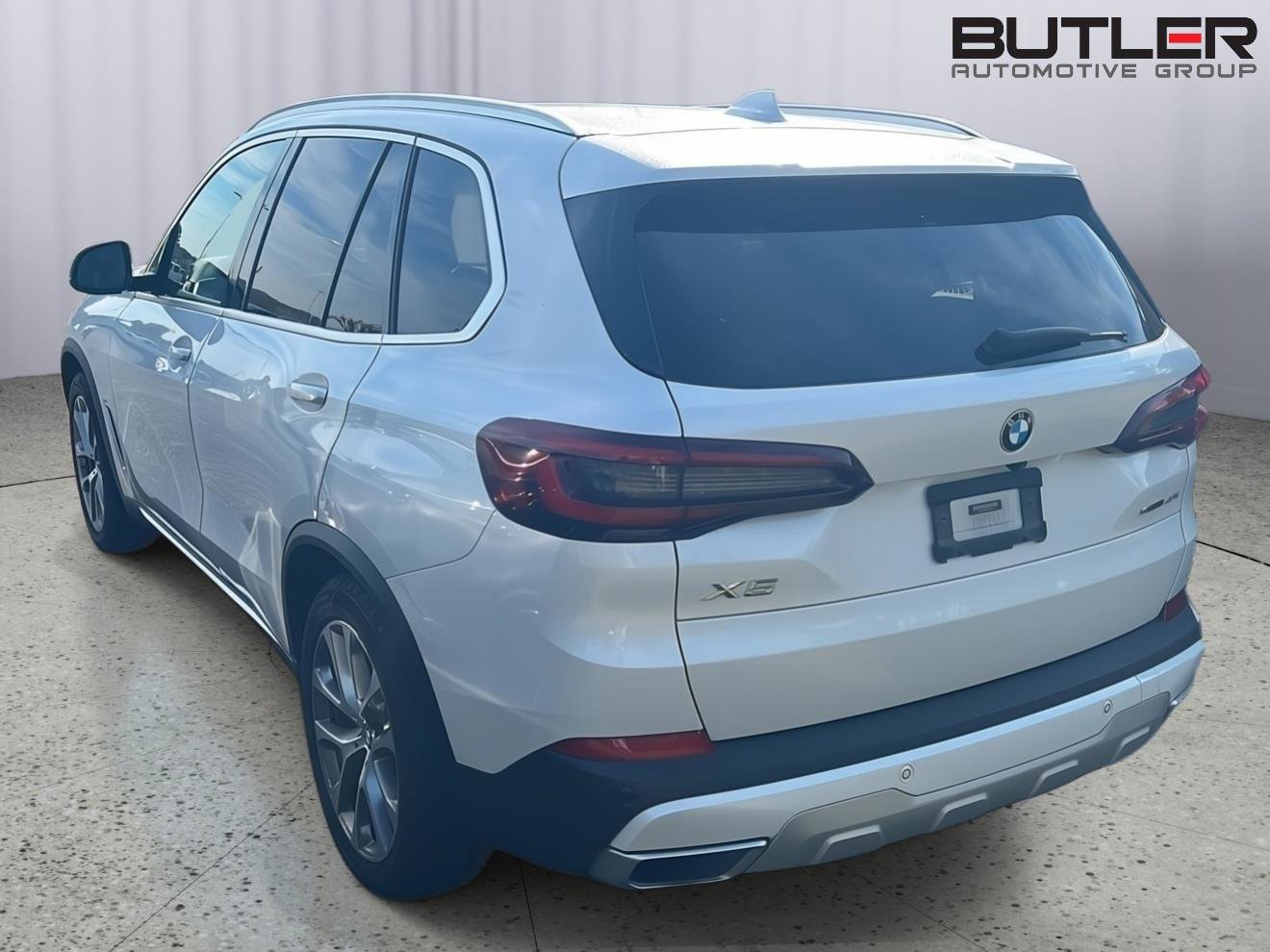 Used 2021 BMW X5 sDrive40i w/ Premium Package image 10