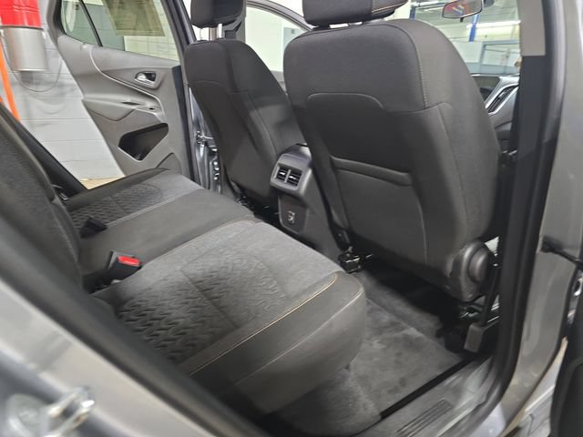 Used 2024 Chevrolet Equinox LT AWD/4WD image 15
