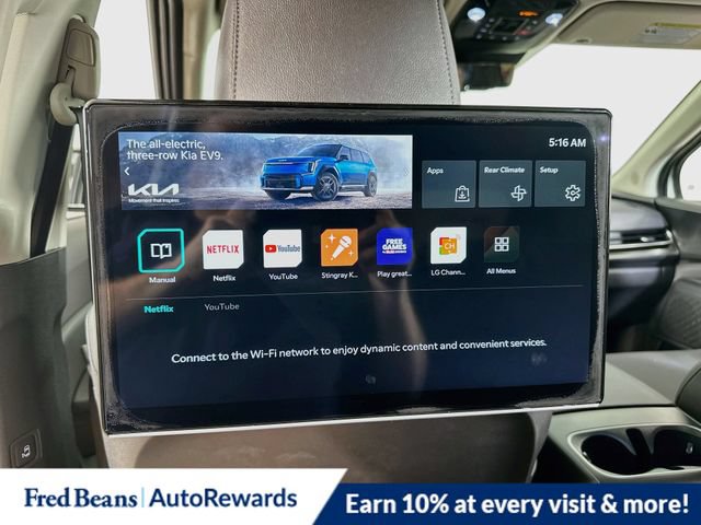 New 2025 Kia Carnival SX Prestige FWD image 12