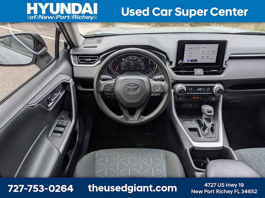 Used 2023 Toyota RAV4 XLE w/ Convenience Package image 21
