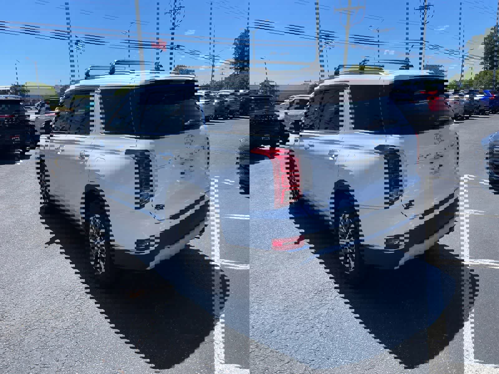 Used 2021 Hyundai Palisade SEL FWD image 3