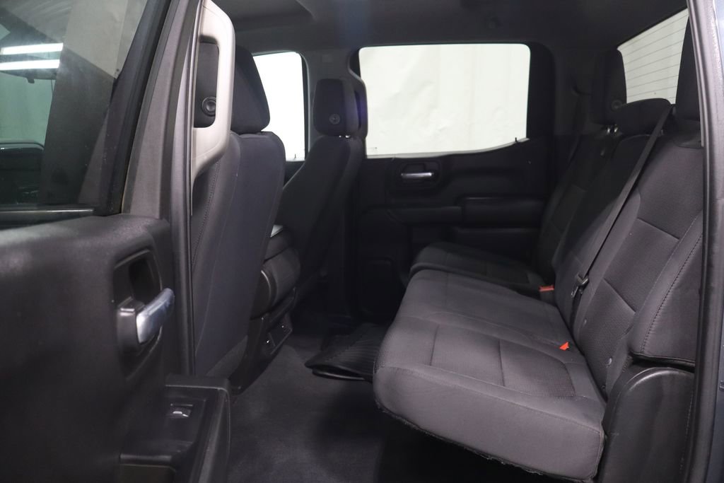 Used 2020 Chevrolet Silverado 1500 Custom w/ Custom Value Package AWD/4WD image 15