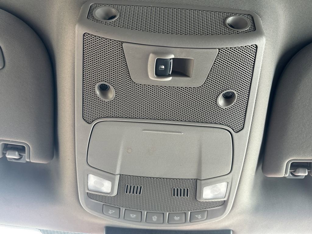 Used 2018 Ford F150 Lariat w/ Equipment Group 502A Luxury image 17