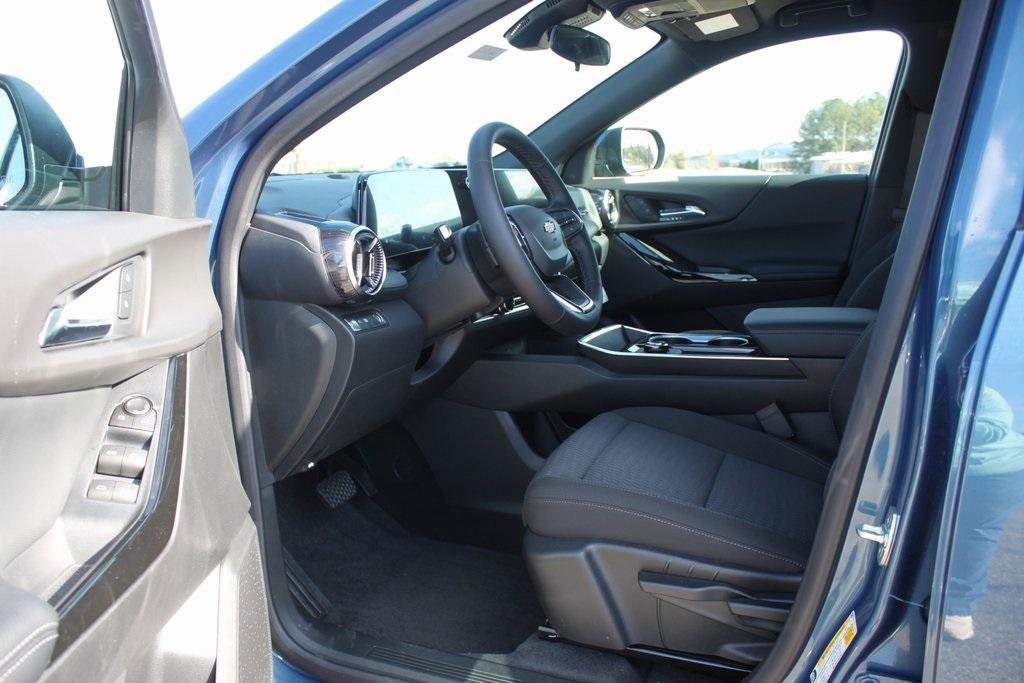 New 2026 Chevrolet Equinox LT image 11
