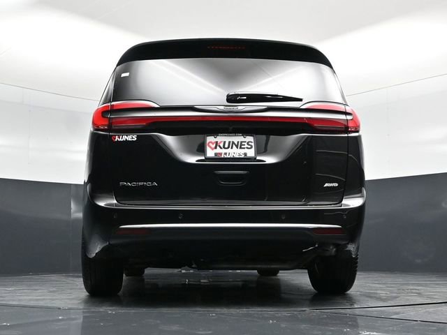 New 2026 Chrysler Pacifica Select image 27