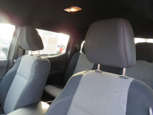 Certified 2021 Toyota Tacoma TRD Off-Road w/ Technology Package image 17