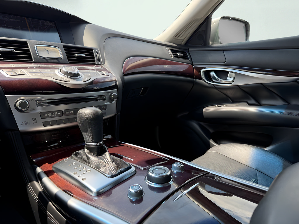 Used 2012 INFINITI M35 w/ Premium Pkg RWD image 48