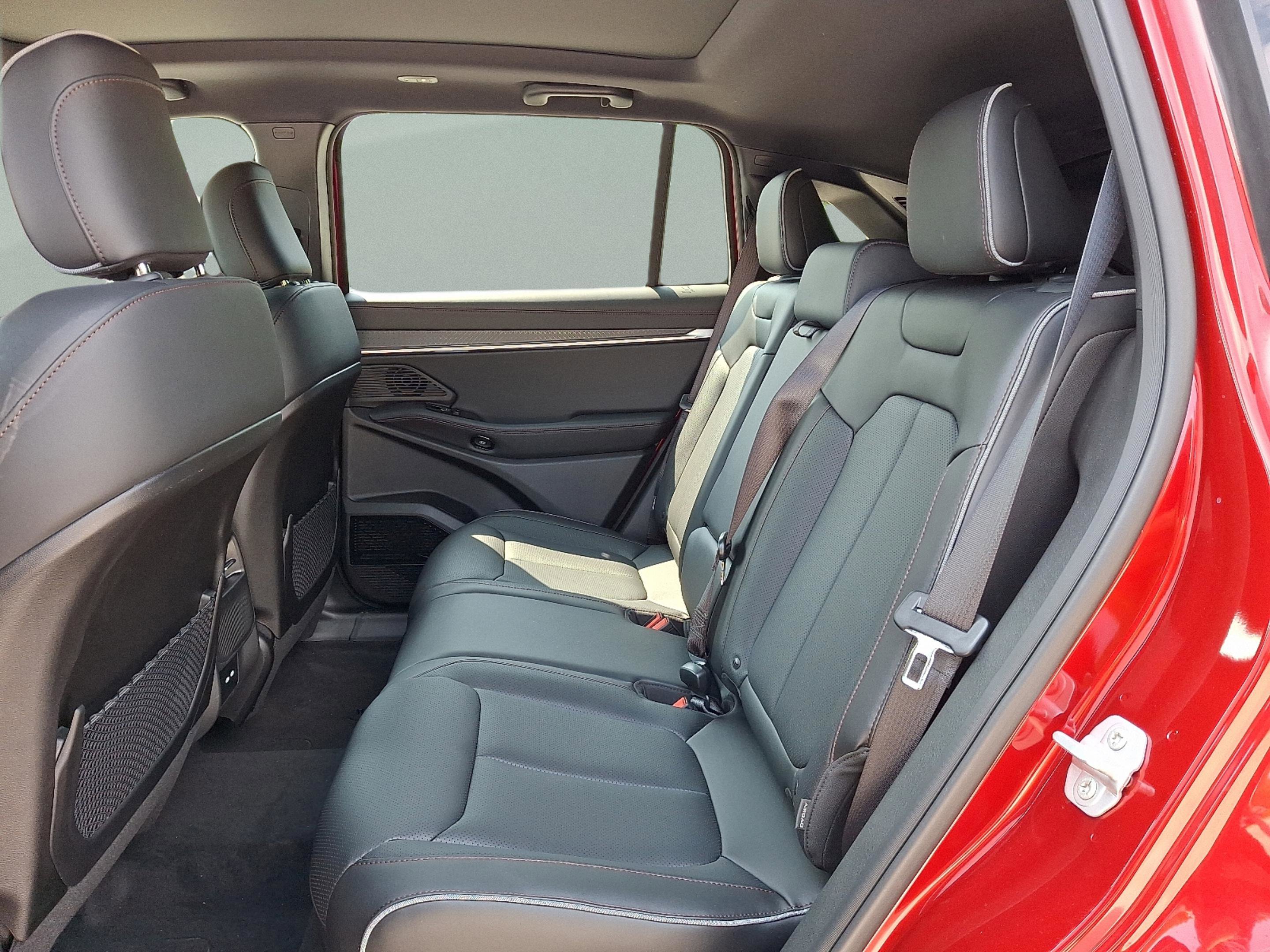 New 2025 Jeep Wagoneer S Limited image 5