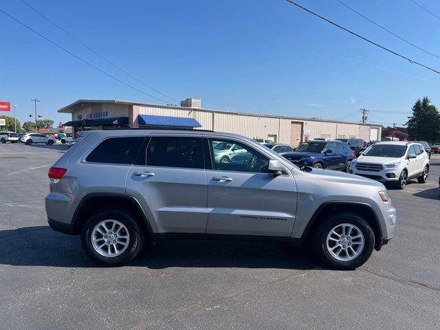 Used 2018 Jeep Grand Cherokee Laredo image 7