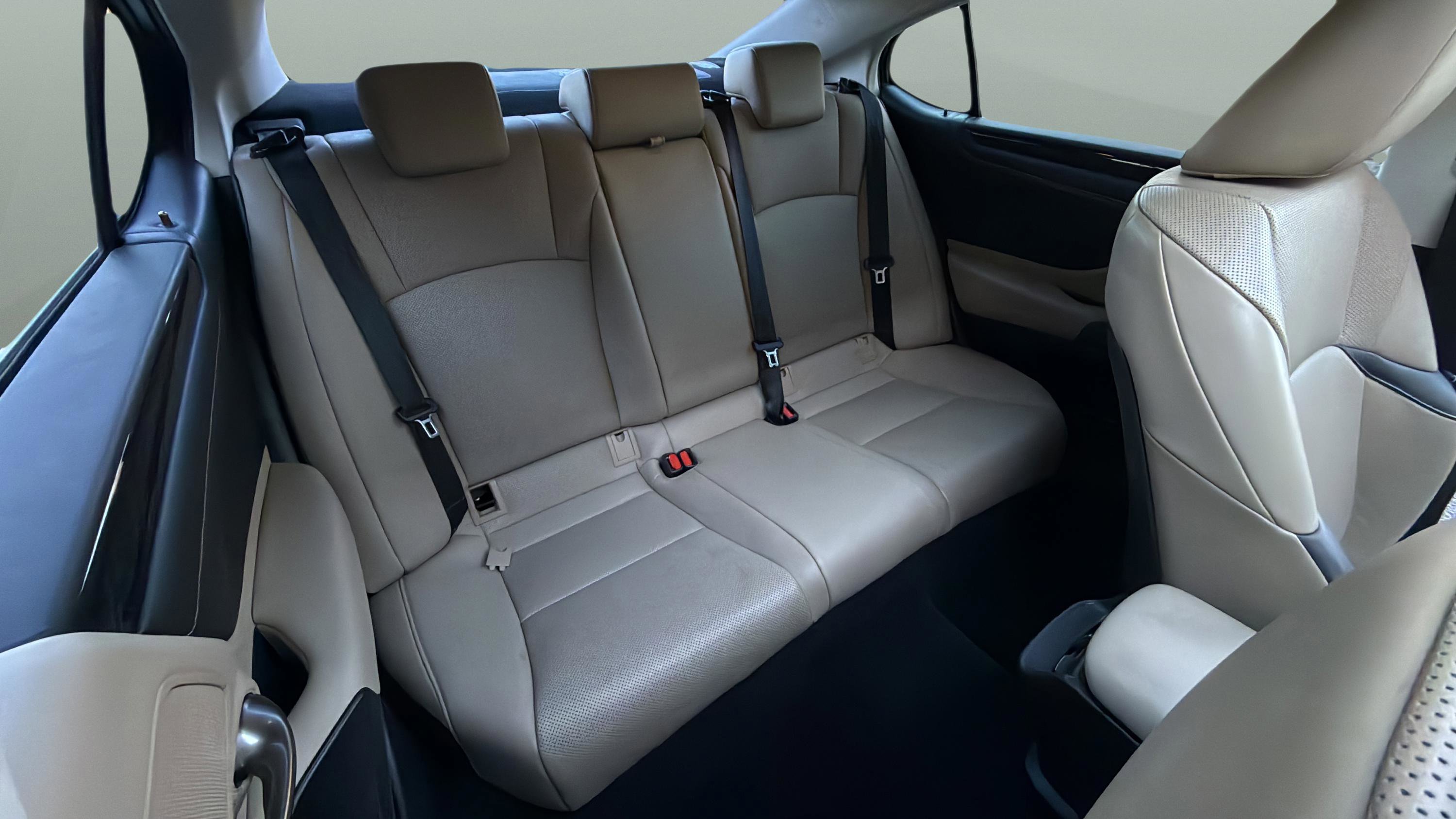 Used 2019 Lexus ES 350 image 35