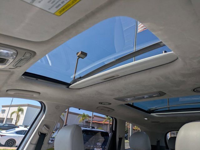 Used 2021 Kia Telluride SX w/ SX Prestige Package image 28