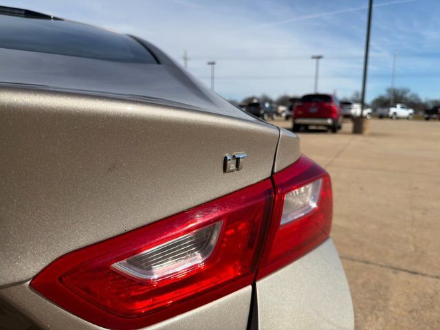 Used 2024 Chevrolet Malibu LT image 14
