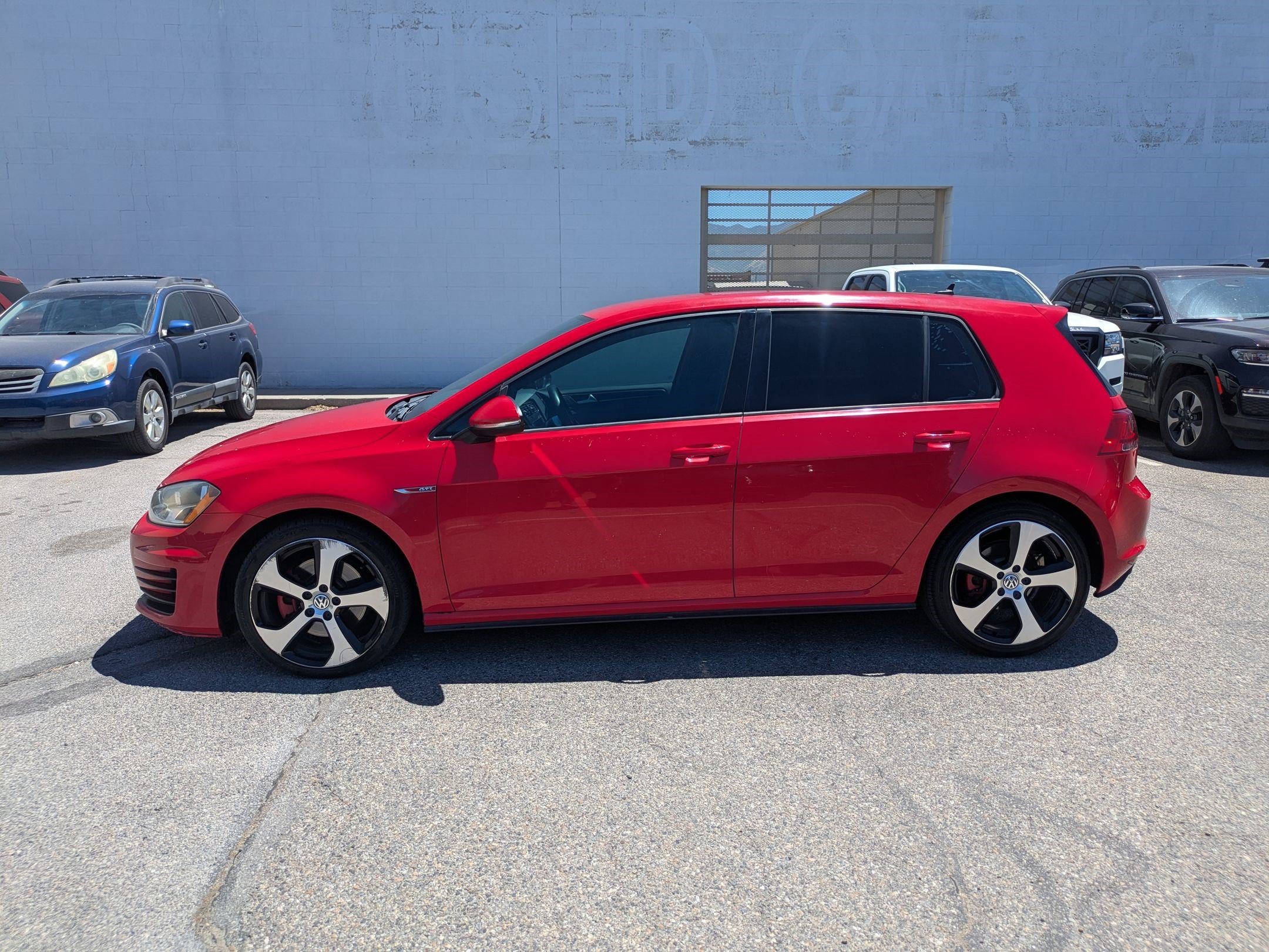 Used 2016 Volkswagen GTI S FWD image 9