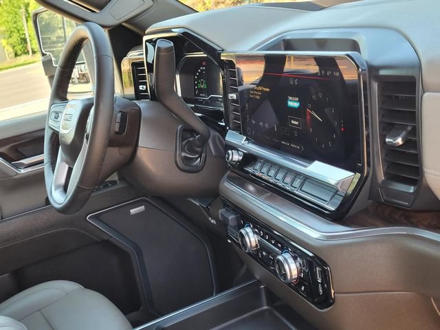 Used 2024 GMC Sierra 3500 SLT w/ Texas SLT Premium Package AWD/4WD image 11