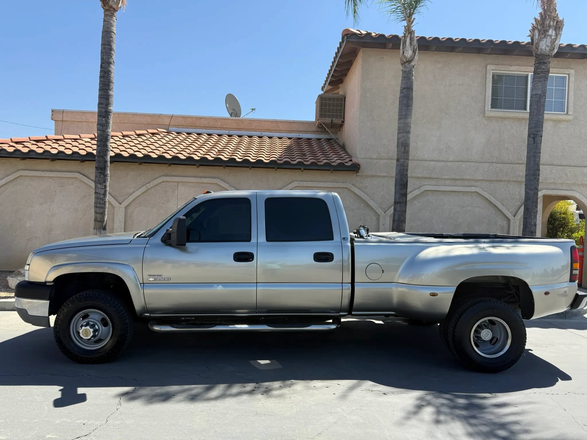 Used 2003 Chevrolet Silverado 3500 LS RWD image 8