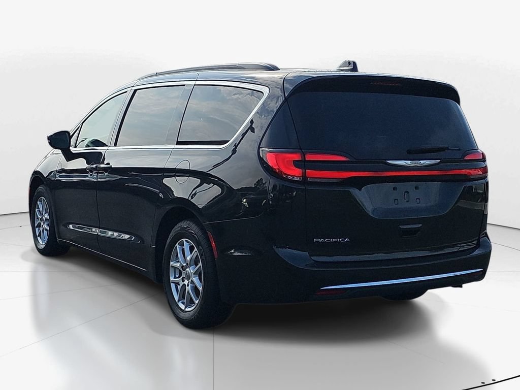 Used 2022 Chrysler Pacifica Touring-L FWD image 8
