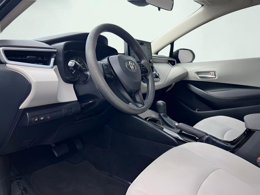 Used 2021 Toyota Corolla L FWD image 15