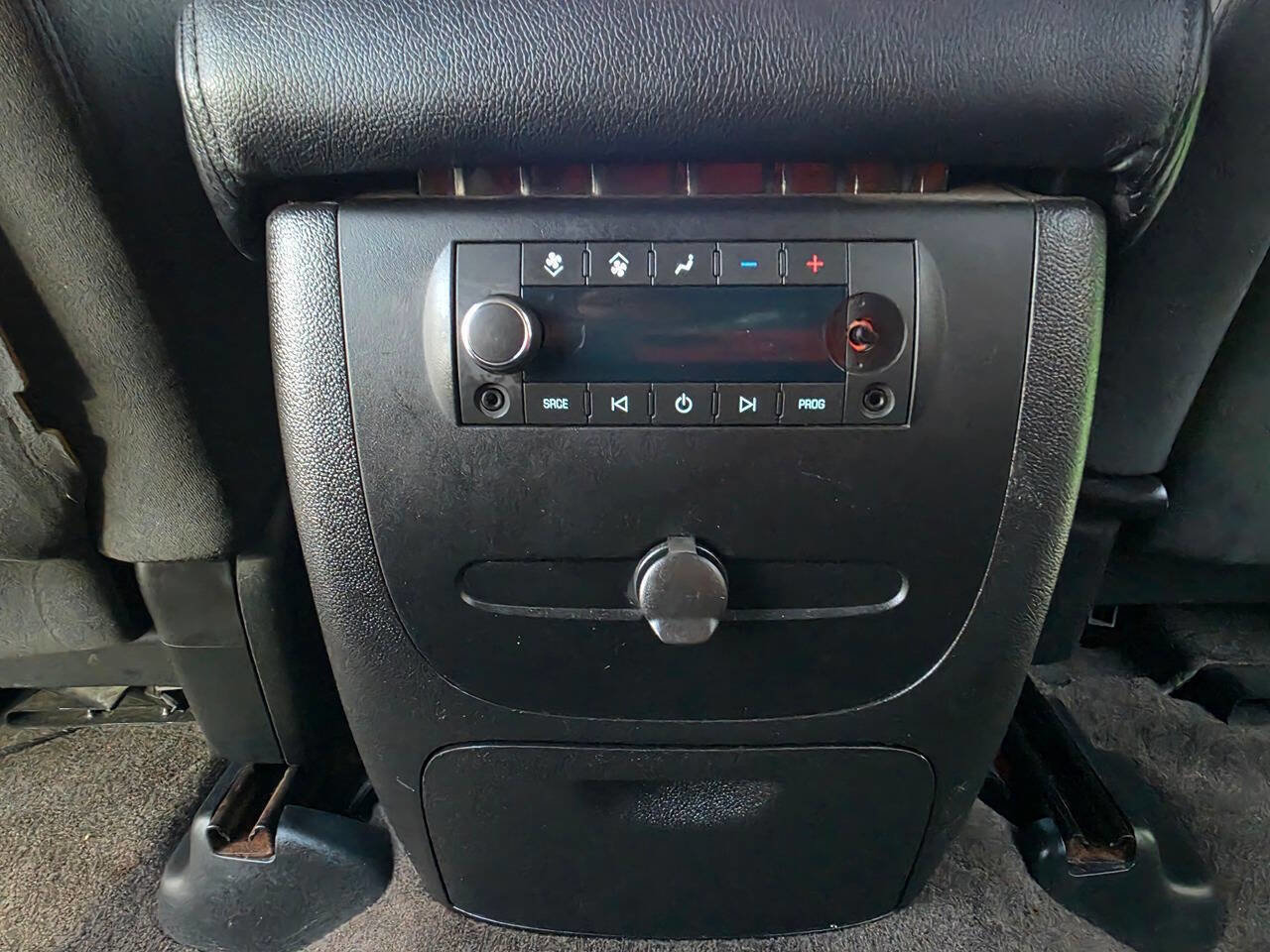 Used 2008 Chevrolet Tahoe LT w/ Convenience Package 1 image 35