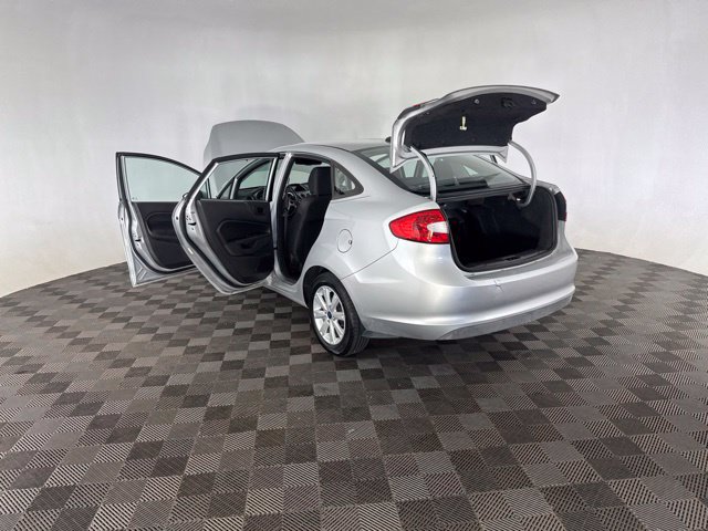Used 2013 Ford Fiesta SE FWD image 18
