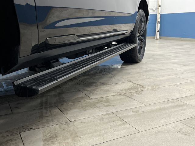 Used 2023 Cadillac Escalade Sport Platinum image 40