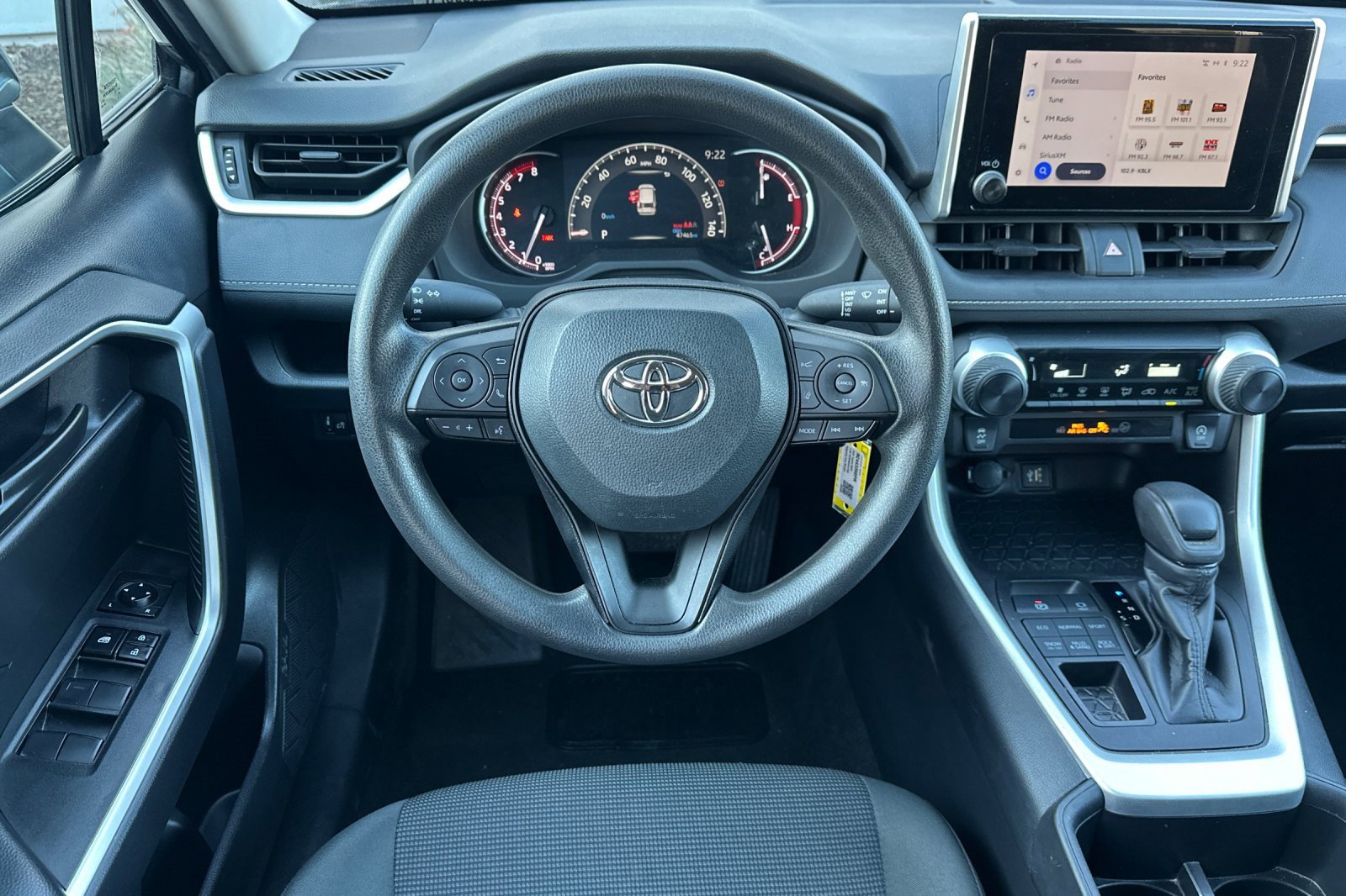 Used 2024 Toyota RAV4 LE image 16