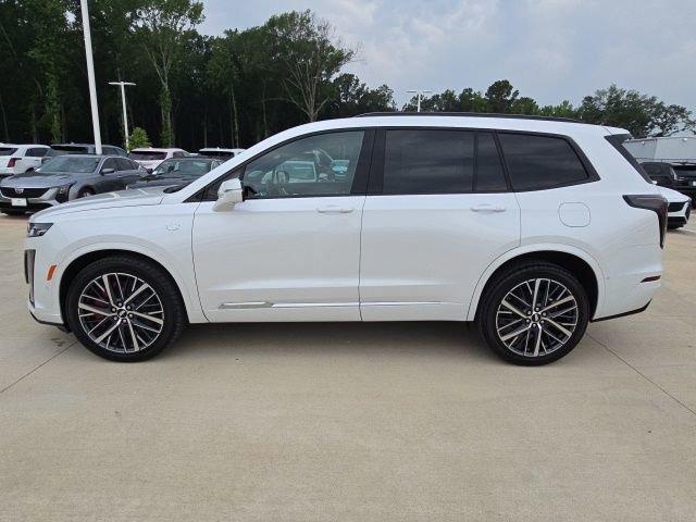New 2025 Cadillac XT6 Sport w/ Technology Package AWD/4WD image 2